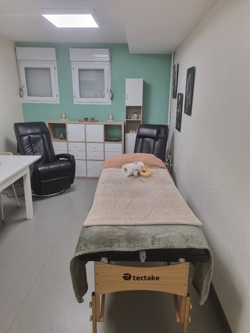 Massages sur table à l’EHPAD Harmonie du Quesnoy : une nouvelle intervention réussie